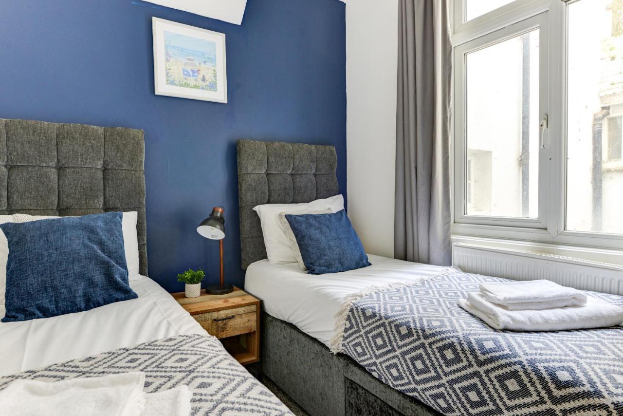 2 Bedroom Apartment - Queens Square Flat 1 Okręg wyborczy Hove Zewnętrze zdjęcie