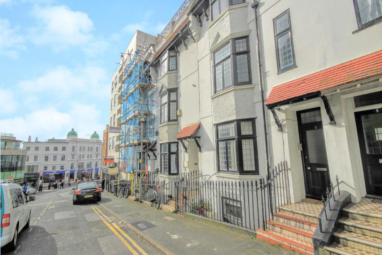 2 Bedroom Apartment - Queens Square Flat 1 Okręg wyborczy Hove Zewnętrze zdjęcie